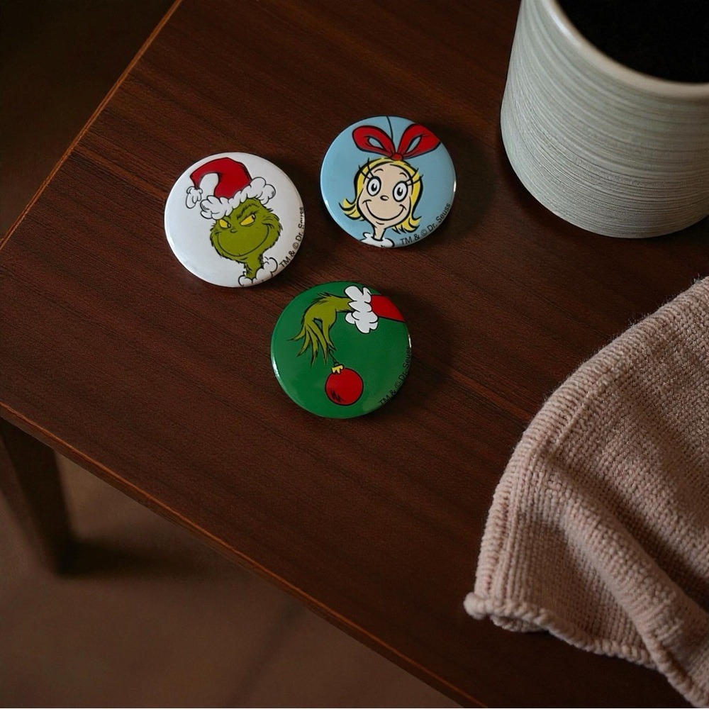 The Grinch Button Pin Set (3pc) | Dr. Seuss Christmas Collection